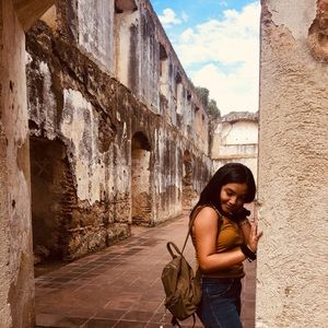 Meet your Posher, Jasselyne